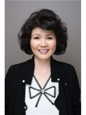 Image of Monica Jin, Associate