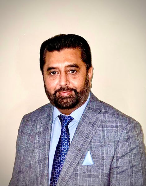 Tejwant Brar, Associate