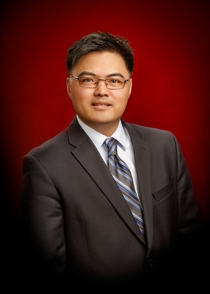 Jones Liu, Associate